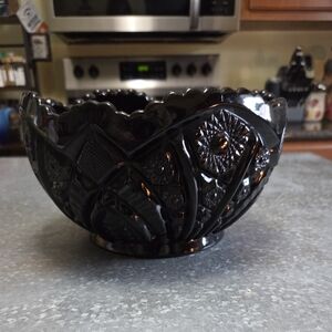 Vintage Tiara Indiana Glass Black Monarch Paneled Daisy Bowl 1975
